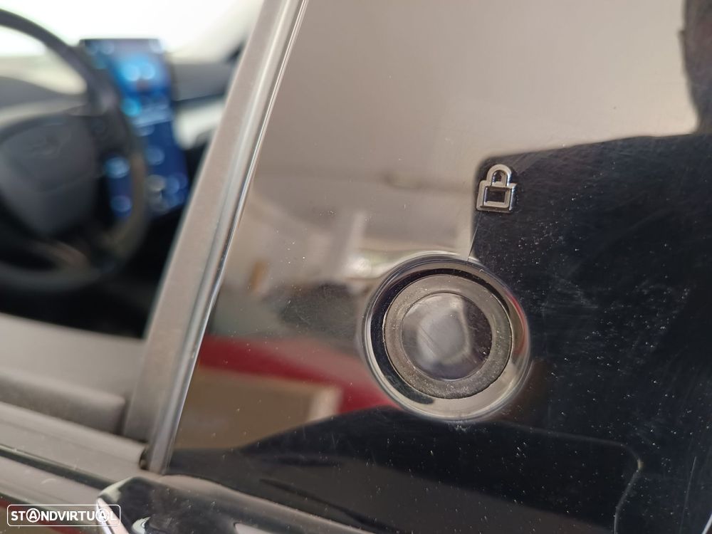 Ford Mustang Mach-E Standard - 40