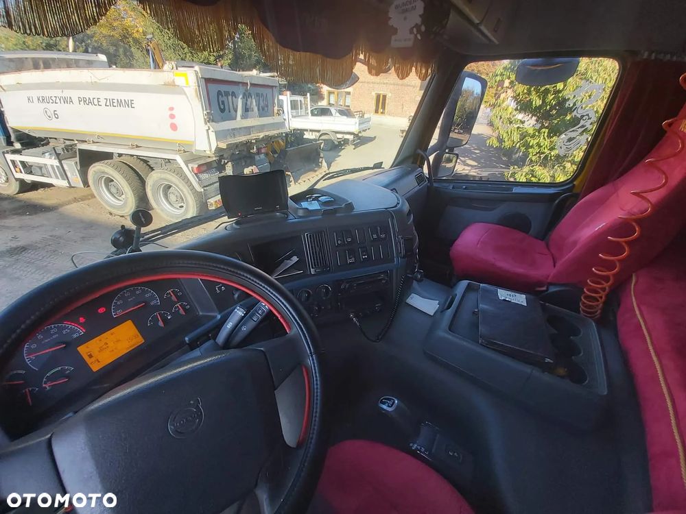 Volvo FM 300 - 10