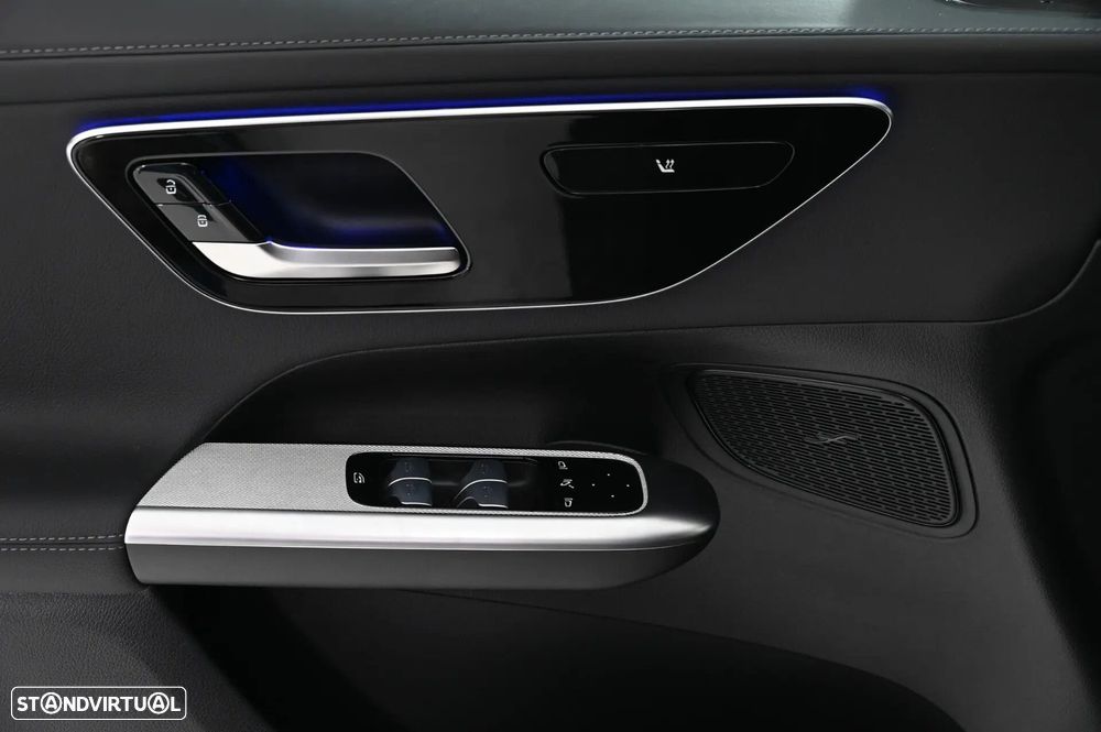 Mercedes-Benz GLC 300 de 4Matic - 23