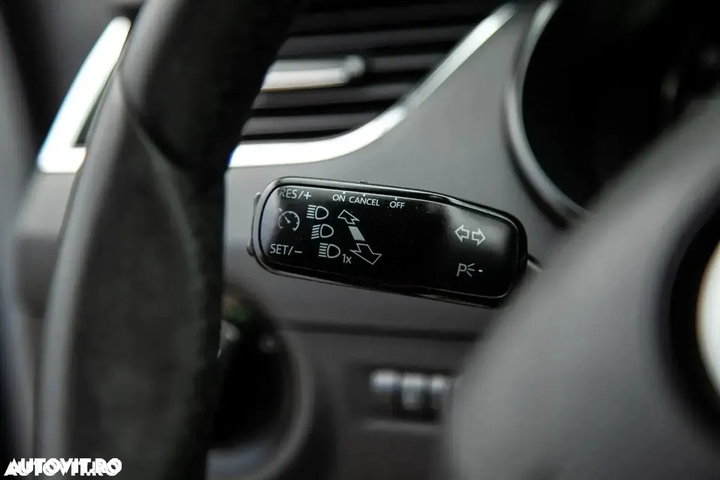 Skoda Octavia 2.0 TDI DSG Selection Plus - 25