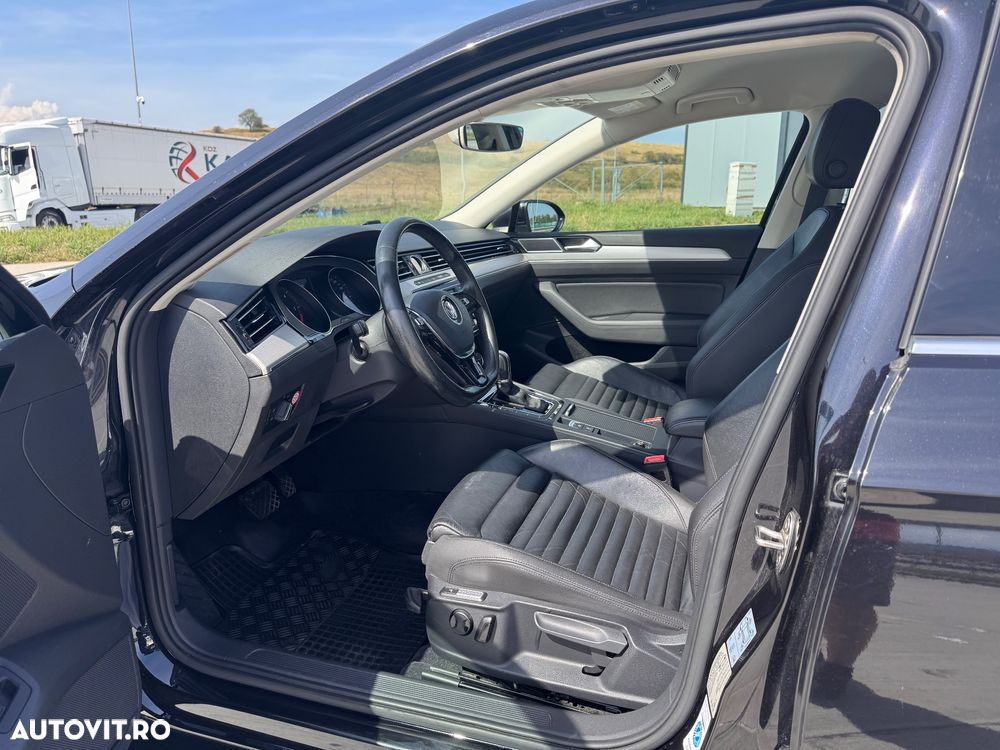 Volkswagen Passat 2.0 TDI DSG Comfortline - 12