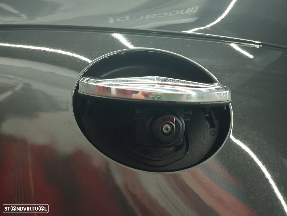 Mercedes-Benz E 220 d AMG Line - 17