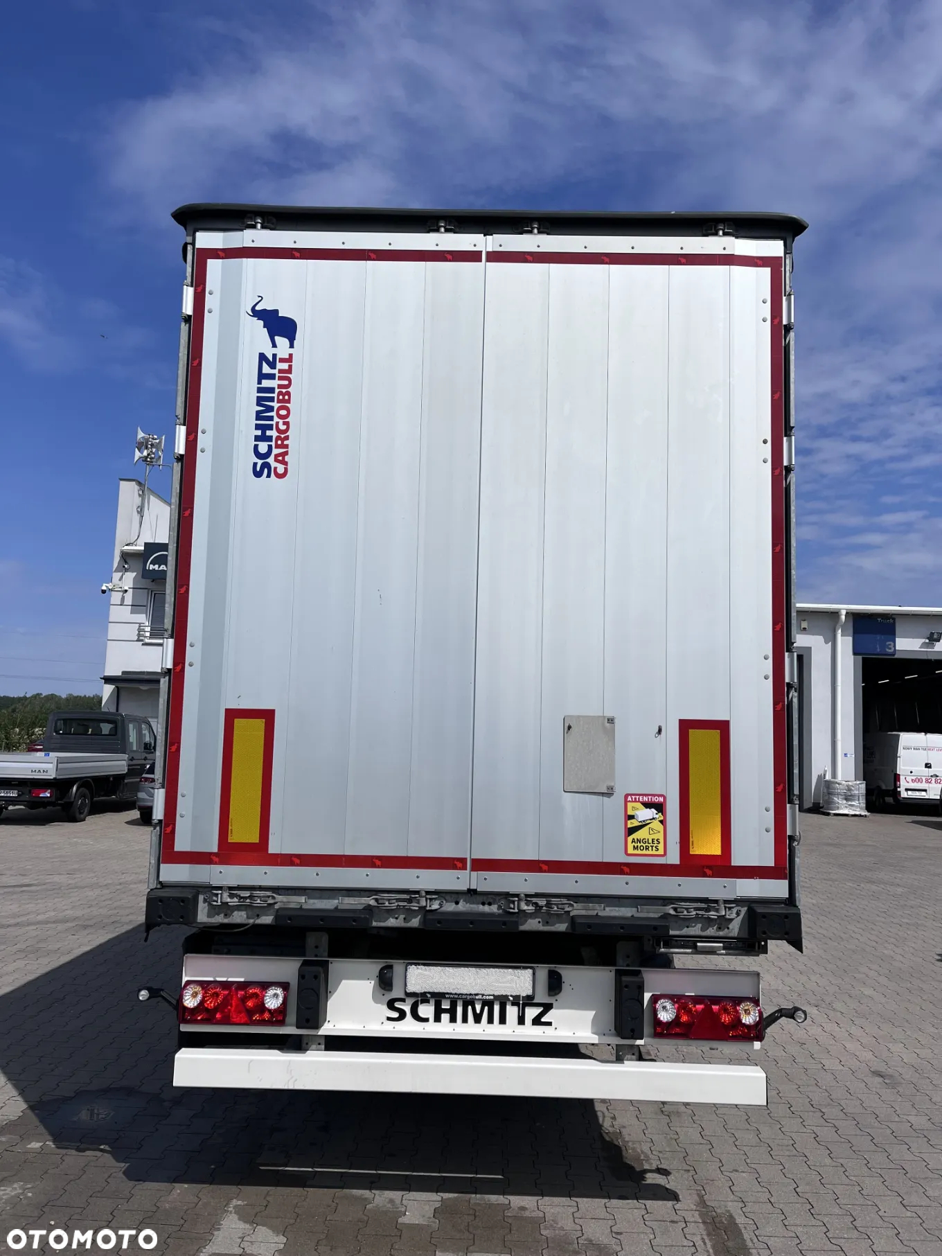 Schmitz Cargobull - 3