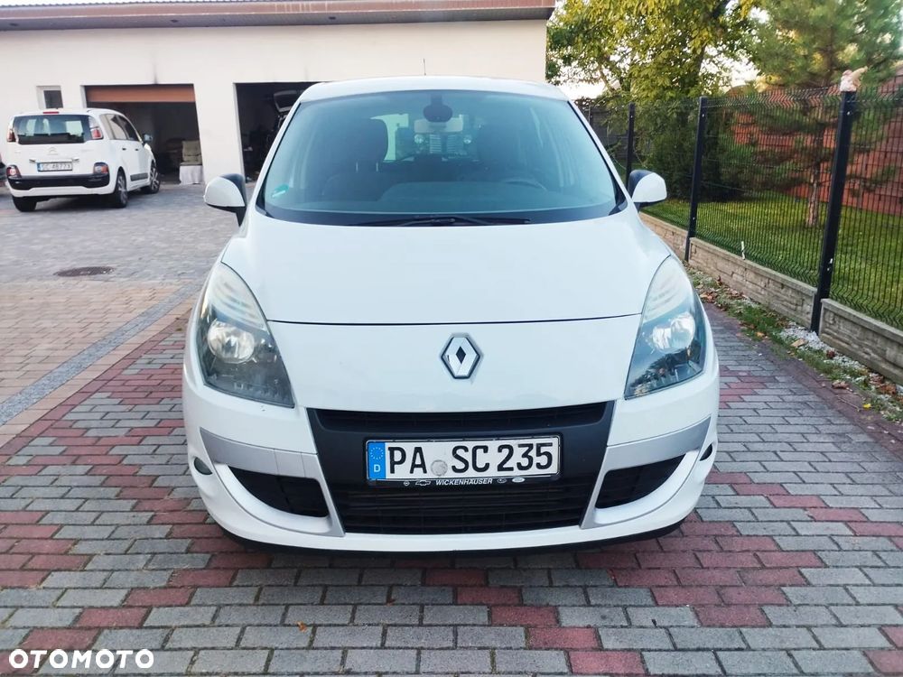 Renault Scenic TCe 130 Bose Edition - 8