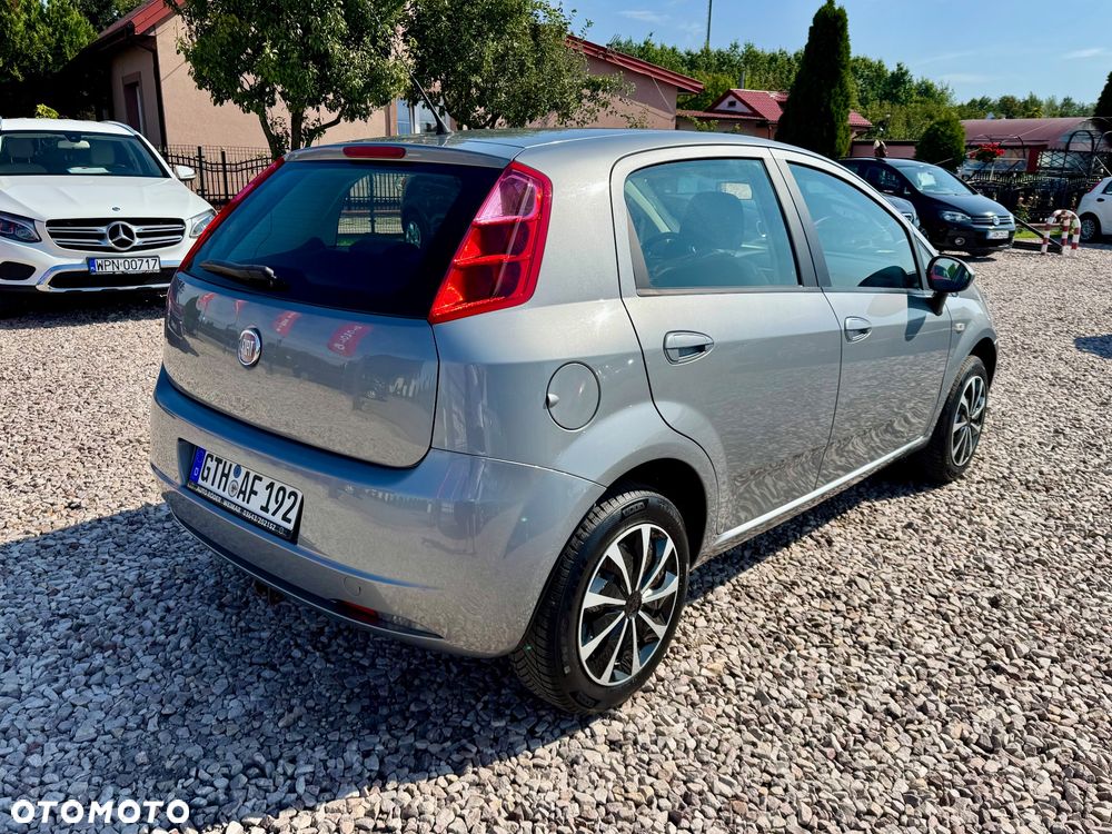 Fiat Grande Punto - 2