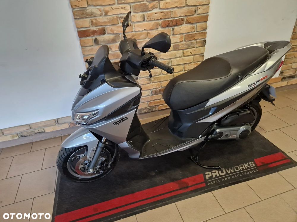Aprilia SX - 6