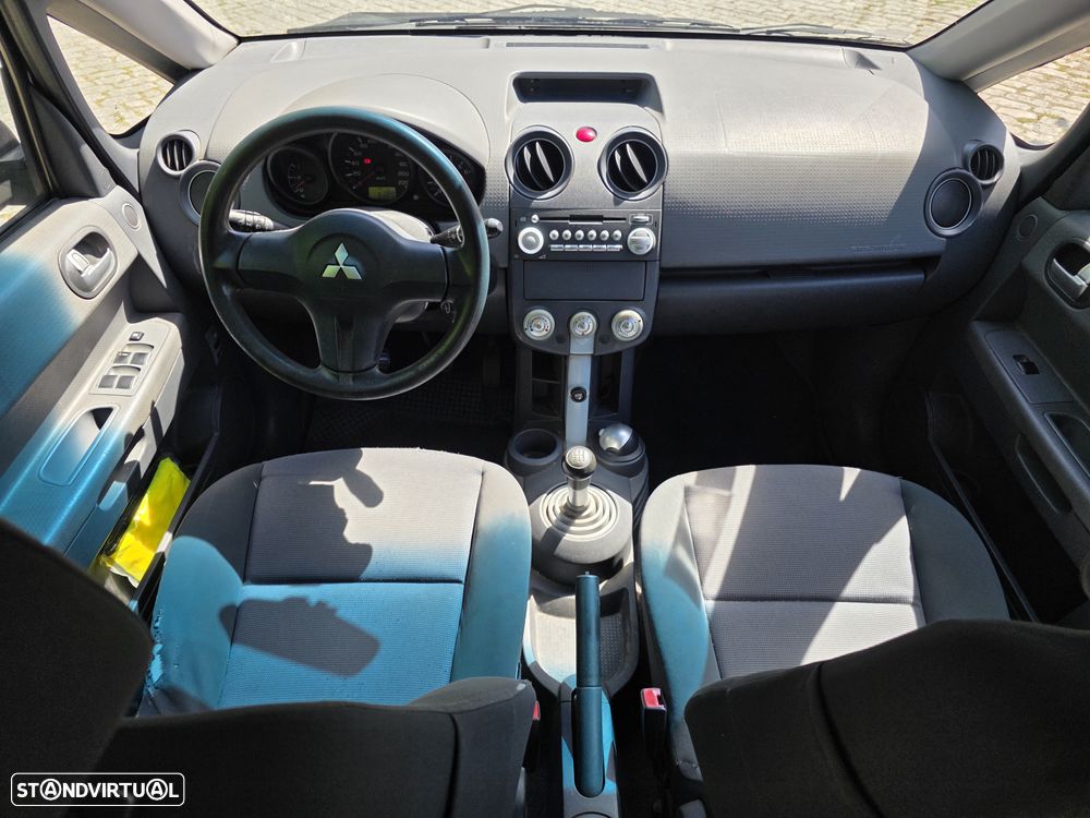 Mitsubishi Colt 1.3 Inform Pack 2 - 9