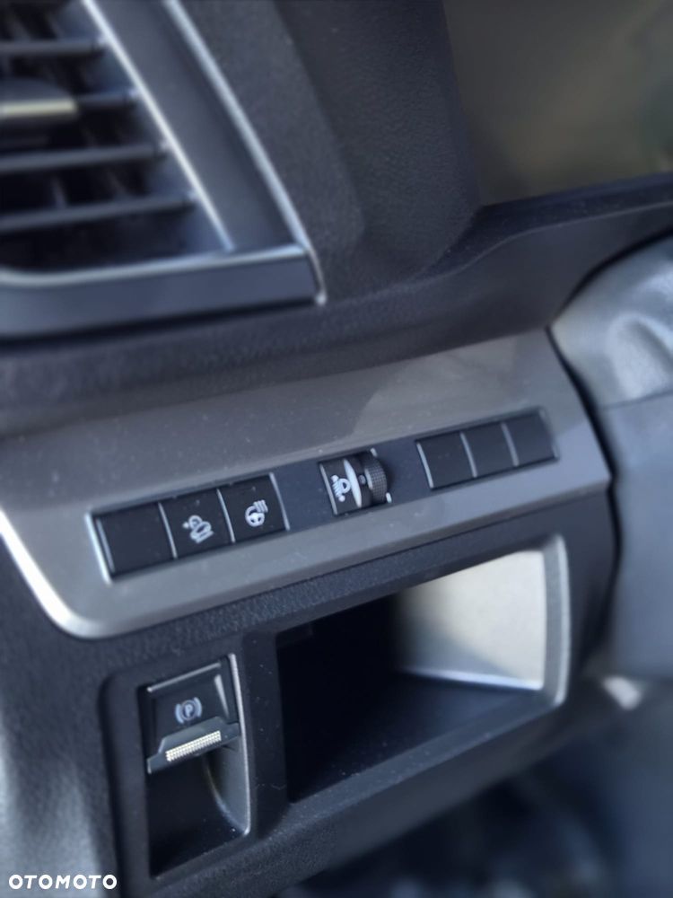 Citroën SpaceTourer 2.0 BlueHDi XL Plus EAT8 - 19