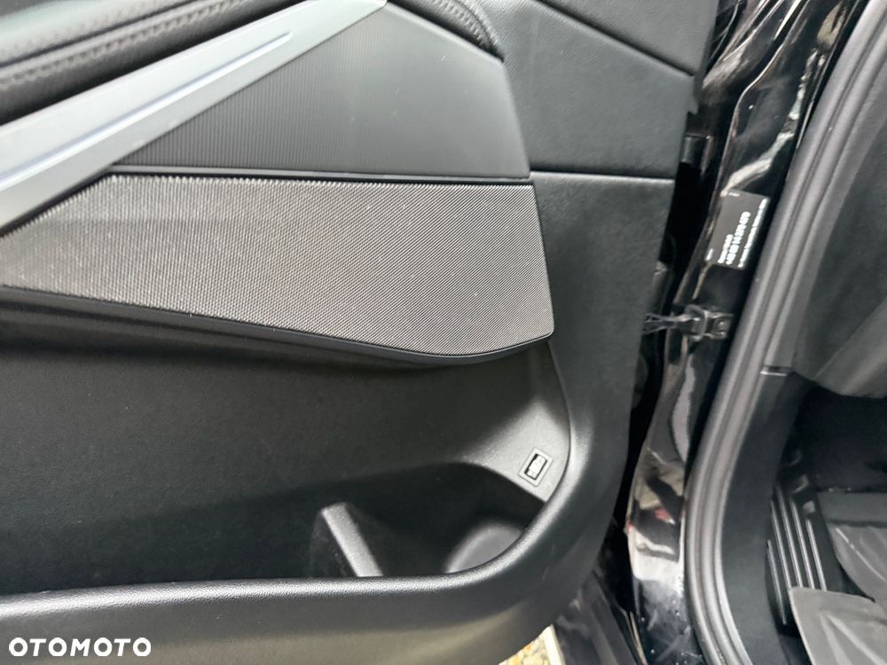 BMW X5 xDrive45e - 36