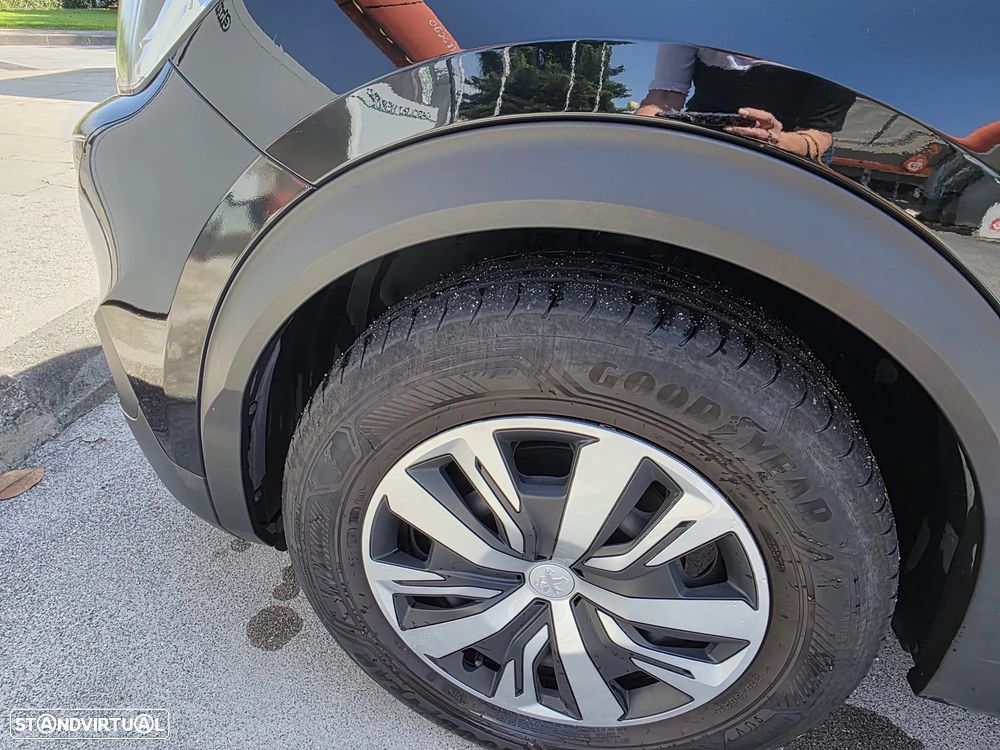 Peugeot 2008 1.2 PureTech Active - 7