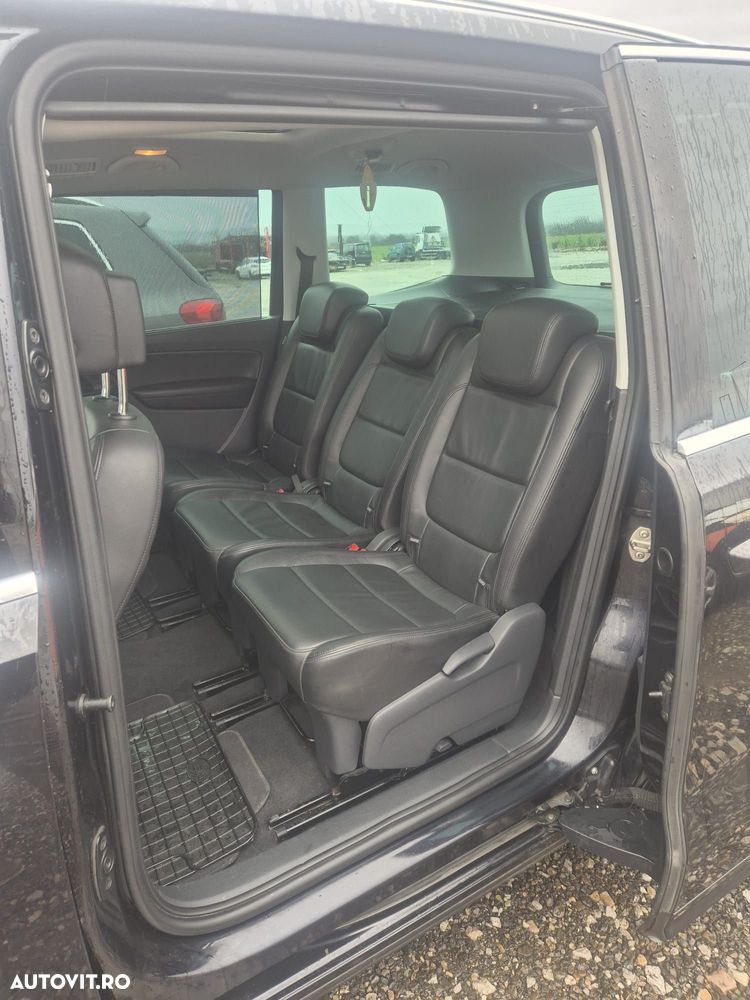 Volkswagen Sharan 2.0 TDI 4MOTION Blue Motion Life - 15