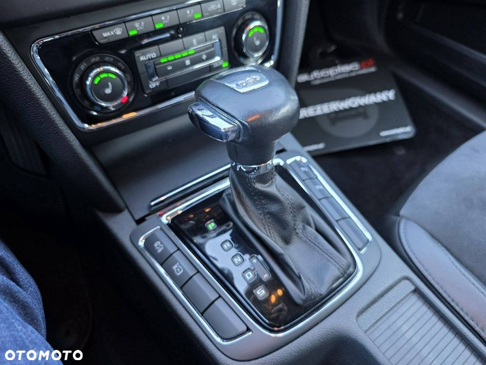 Skoda Superb 1.8 TSI DSG Elegance - 24