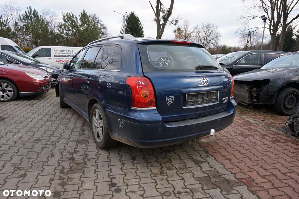 TOYOTA AVENSIS II T25 KOMBI 2005 8P4 2.0 16V 1AZ-FSE 147KM E354 GRANATOWY na części - 3