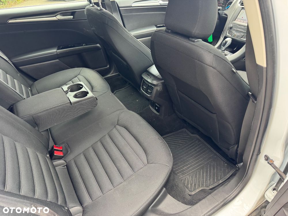 Ford Mondeo - 15