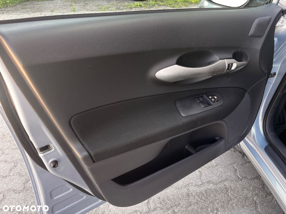 Toyota Auris 1.33 VVT-i Life - 23