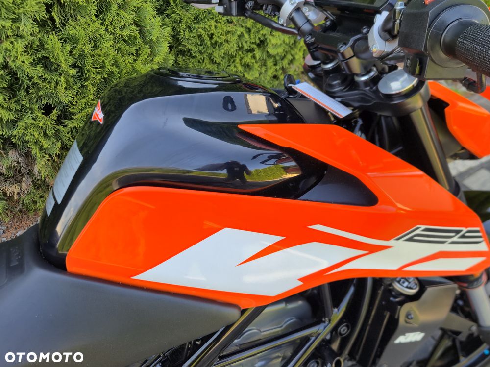 KTM Duke 125 - 13