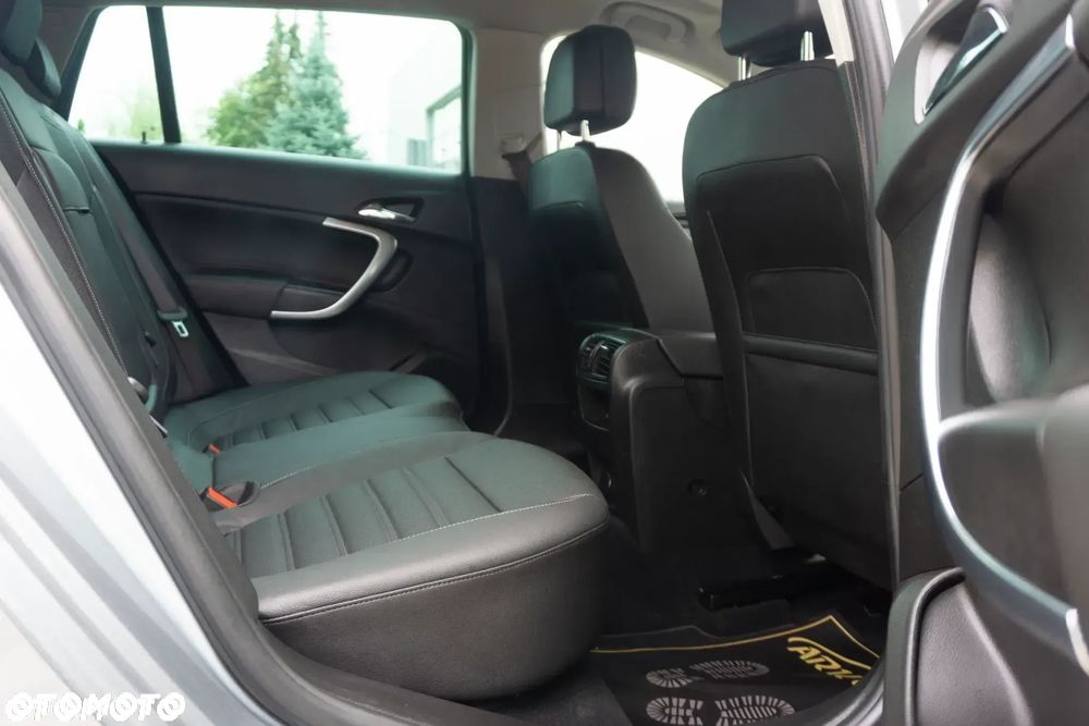 Opel Insignia 2.0 CDTI Cosmo S&S - 35