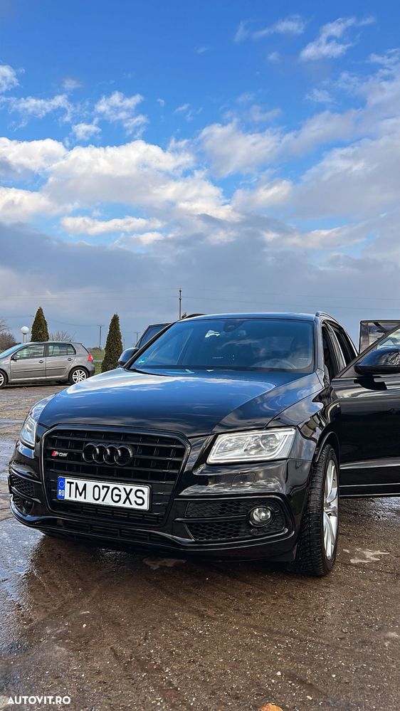 Audi SQ5 - 2