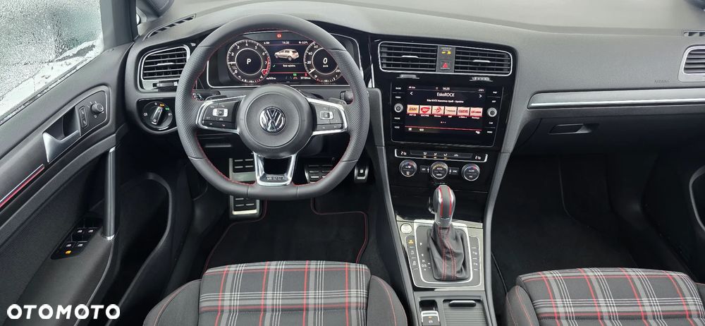 Volkswagen Golf 2.0 TSI BMT GTI Performance DSG - 26