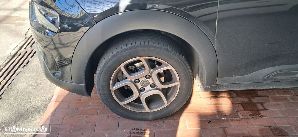 Citroën C4 Cactus 1.2 PureTech Shine EAT6 - 2