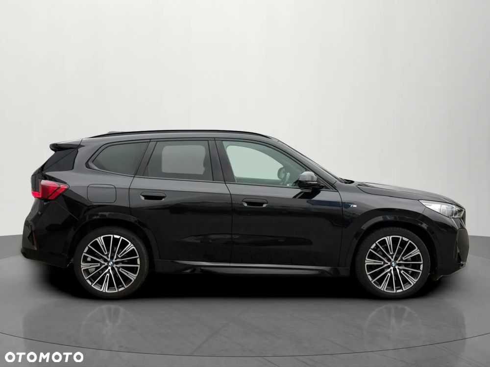BMW X1 xDrive23i mHEV sport - 4
