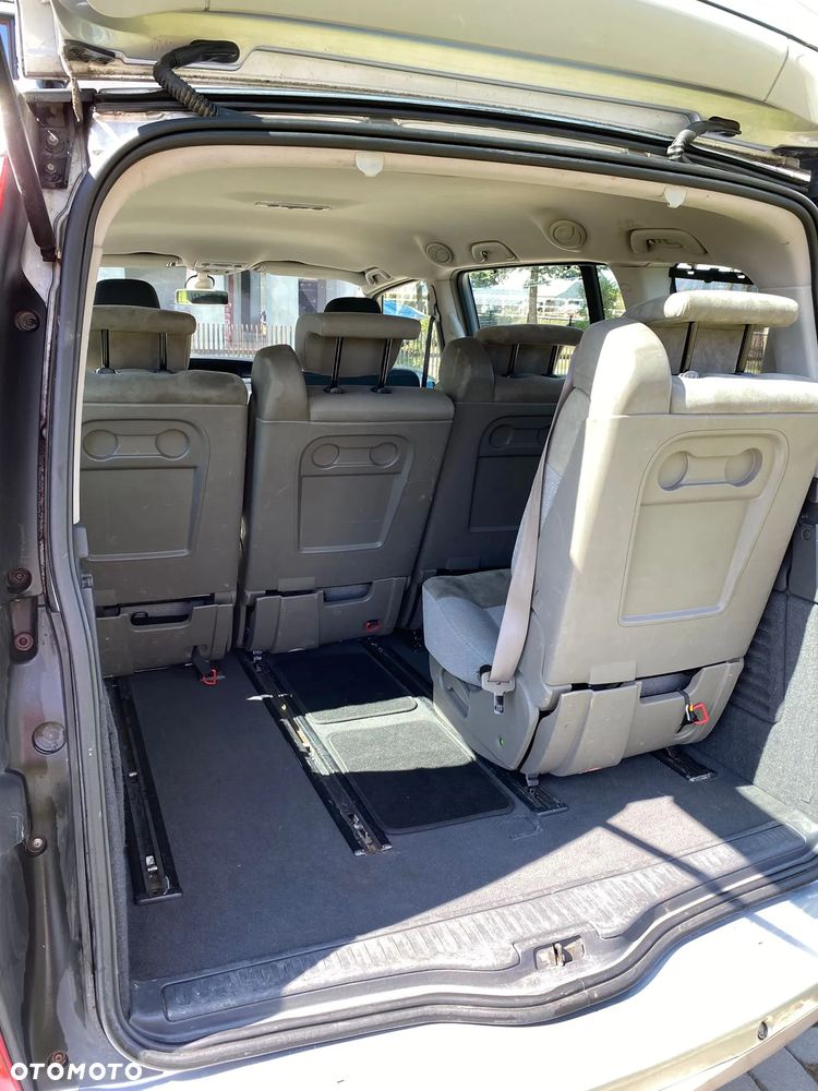 Renault Espace 2.0 dCi Impulsion - 16