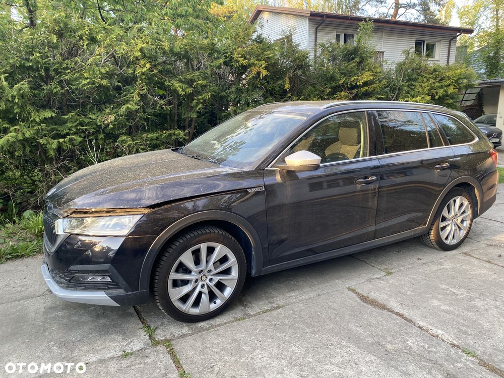 Skoda Octavia 2.0 TDI 4x4 Scout DSG - 1