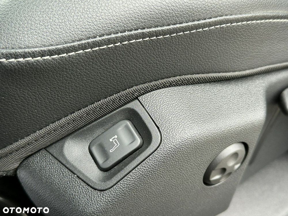 Opel Grandland X 1.2 Start/Stop Automatik Business INNOVATION - 11