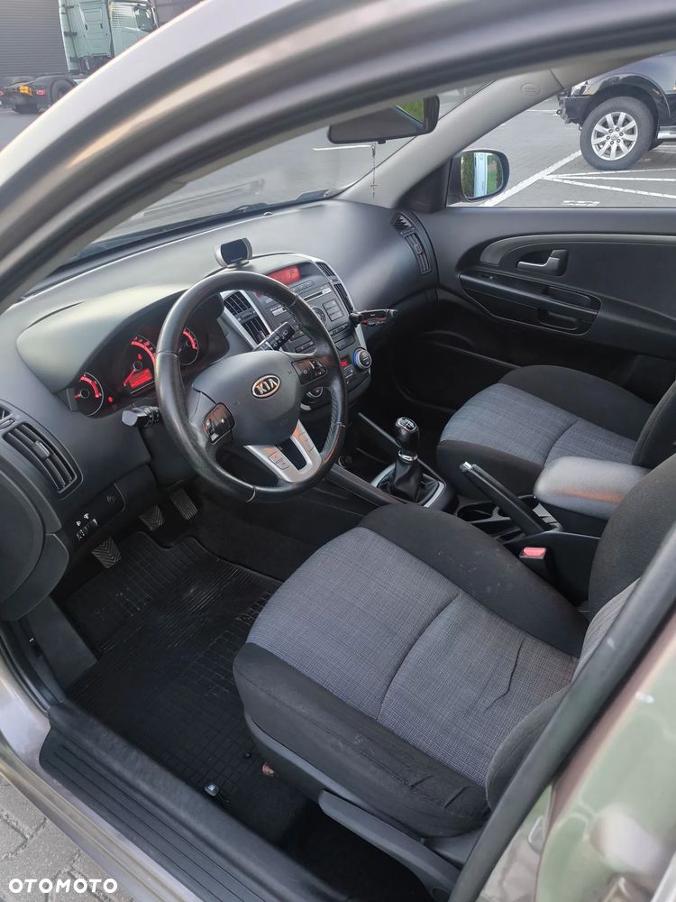Kia Ceed 1.6 Crdi Optimum - 11