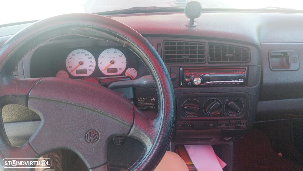 VW Golf Cabriolet 1.6 - 6
