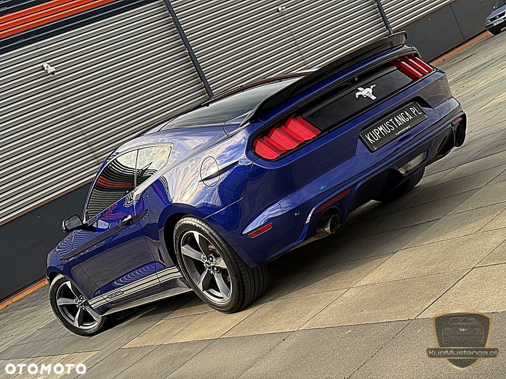 Ford Mustang - 21