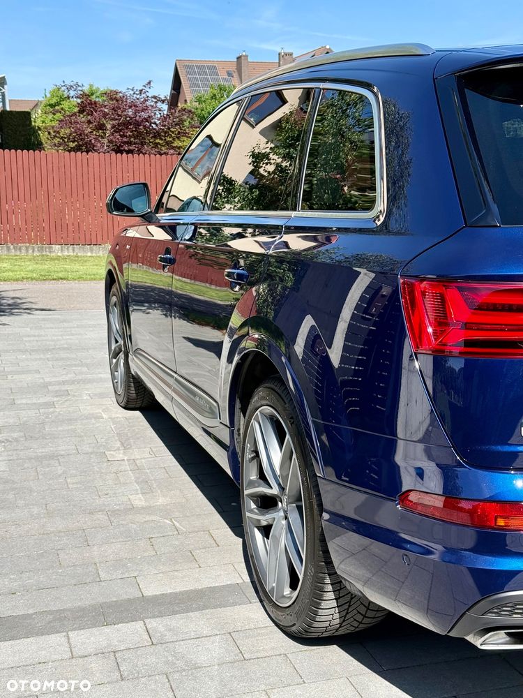 Audi Q7 - 19