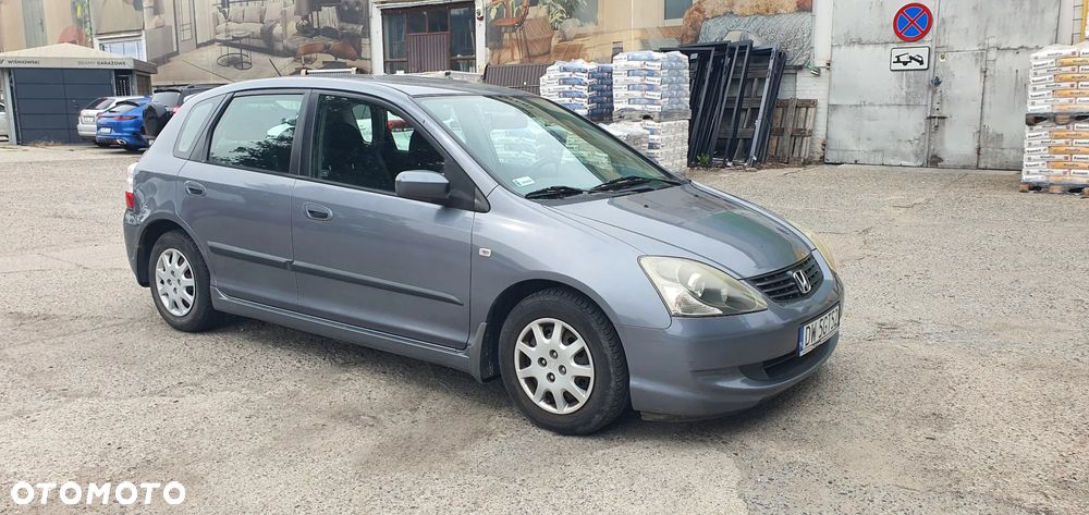 Honda Civic 1.4i S - 26