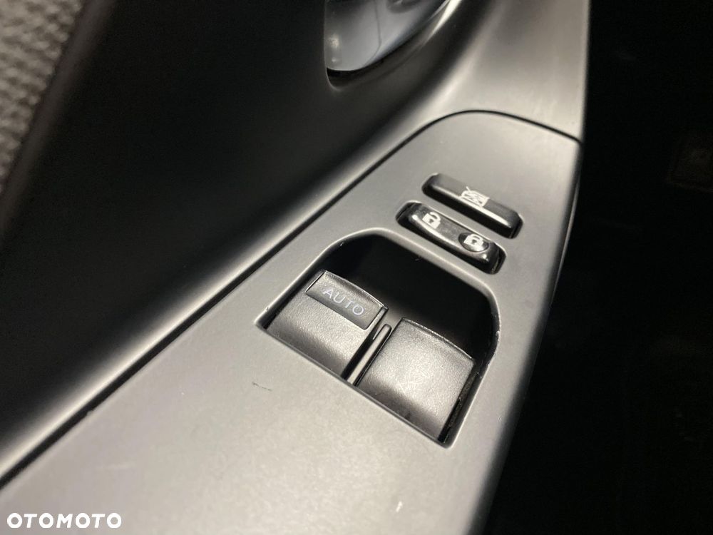 Toyota Yaris Hybrid 100 Premium - 19