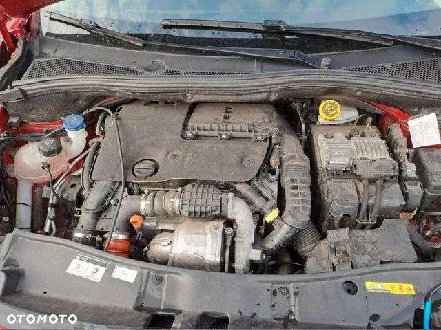 Peugeot 2008 BlueHDi FAP 120 STOP & START Allure - 11