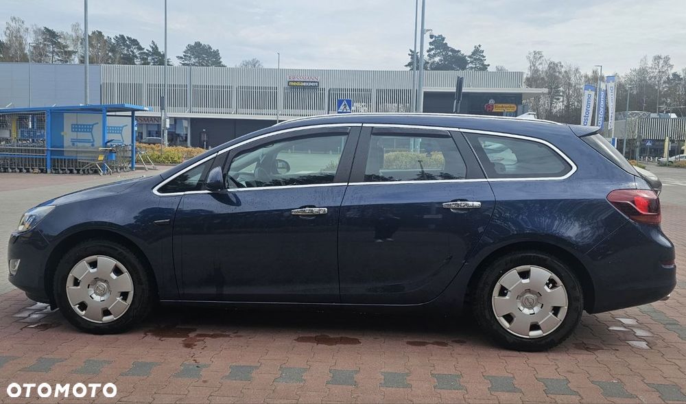 Opel Astra 1.4 Turbo - 11