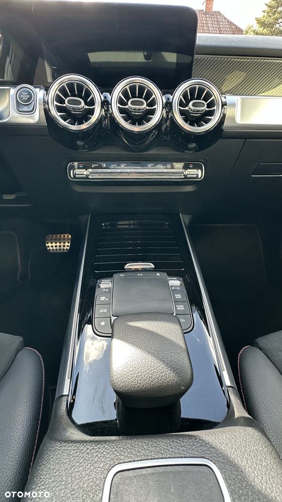 Mercedes-Benz GLB 220 d 8G-DCT AMG Line - 10