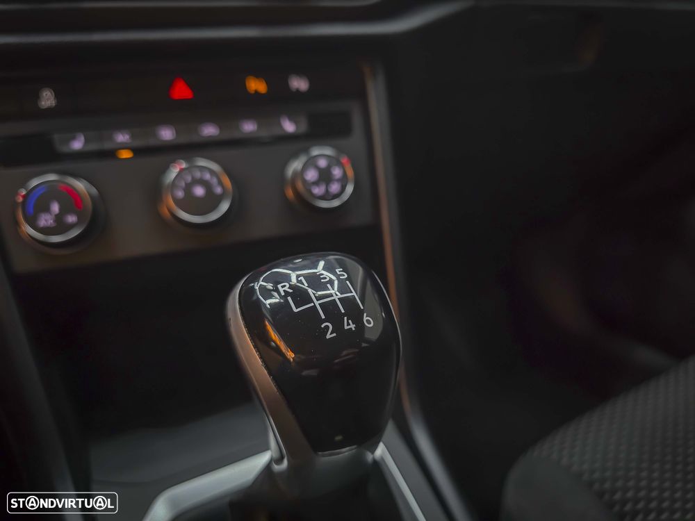 VW T-Roc 1.0 TSI - 27