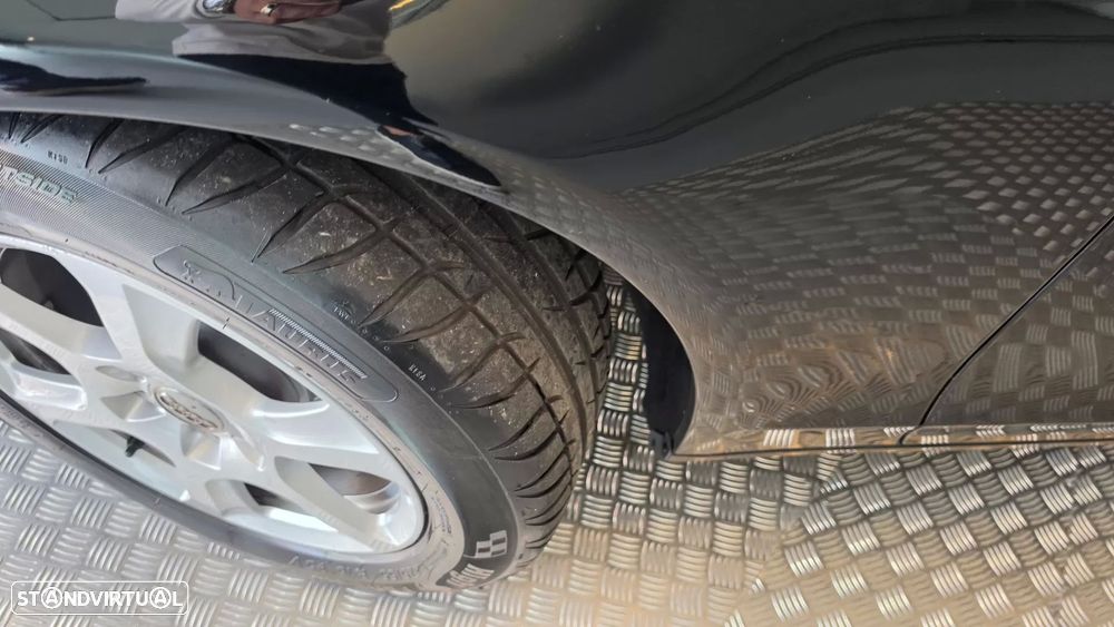 Audi A4 2.0 TDI exclusive - 29