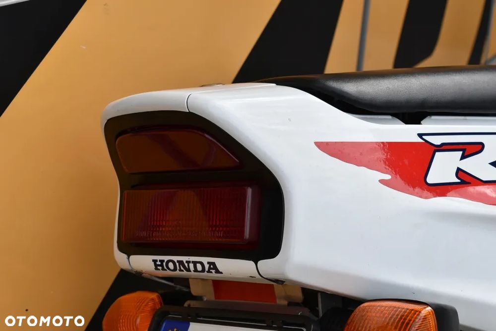 Honda CBR - 36
