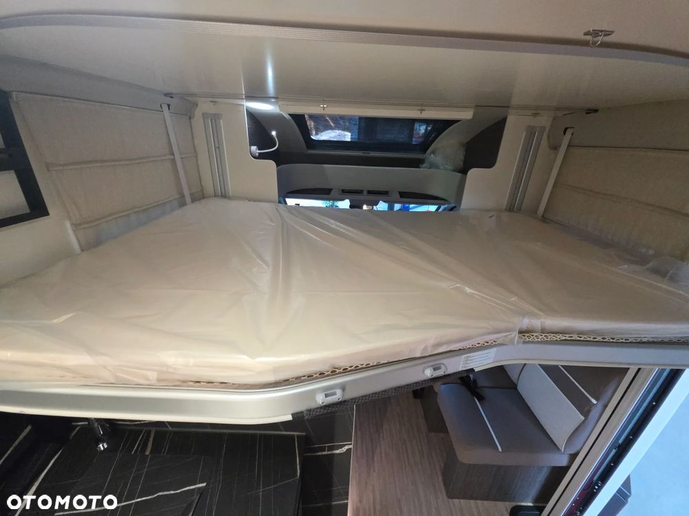 McLOUIS MC4 860 - MODEL 2026 -AUTOMAT ZIMOWY  5 osobowy, 6.99m  PoŁintegra 2x łóżko Elektryczne - 33