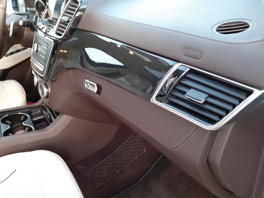 Mercedes-Benz GLS 350 d 4Matic 9G-TRONIC Grand Edition - 20