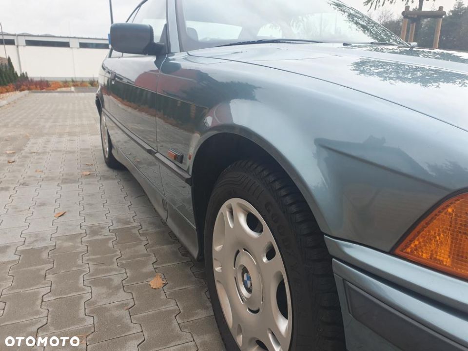 BMW Seria 3 316i - 6