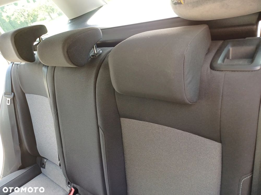 Volkswagen Golf - 17