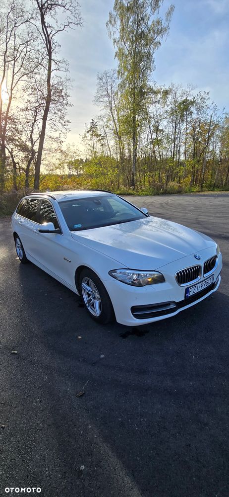 BMW Seria 5 520d Touring - 4