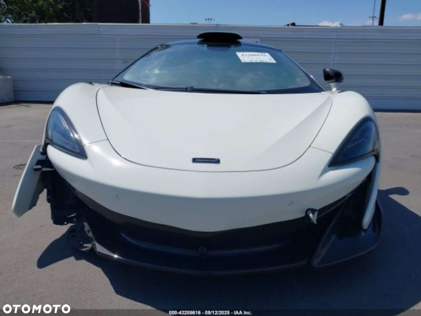 McLaren 600LT Coupe - 10