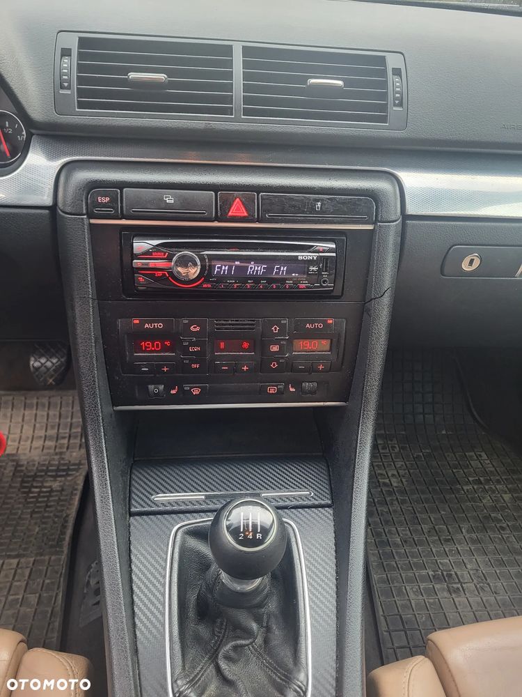 Audi A4 Limousine 1.8T - 14