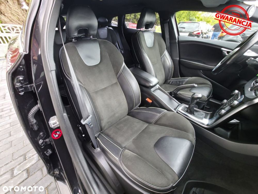 Volvo V40 D2 Drive-E R-Design Kinetic - 25