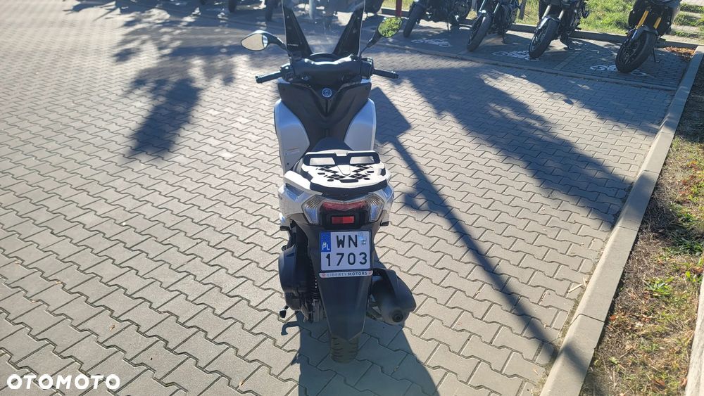 Yamaha Tricity - 7