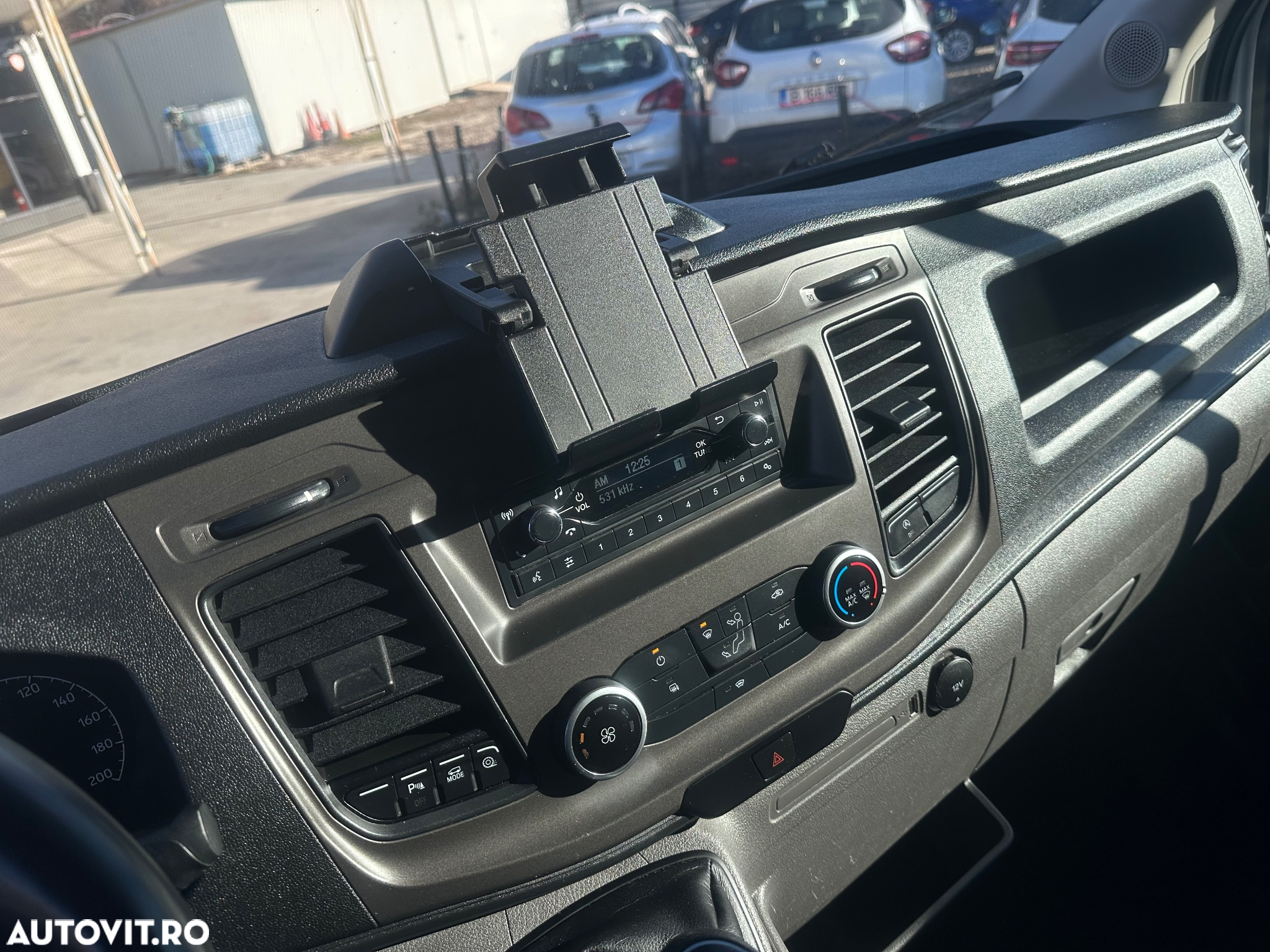 Ford Transit - 15